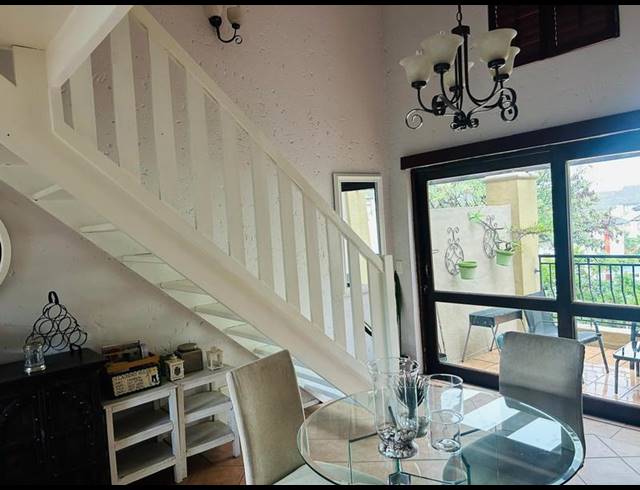 2 BEDROOM PROPERTY TO RENT IN LONEHILL